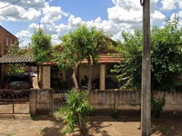 Casa com 136 m², 3 quartos, 2 banheiros, desocupada