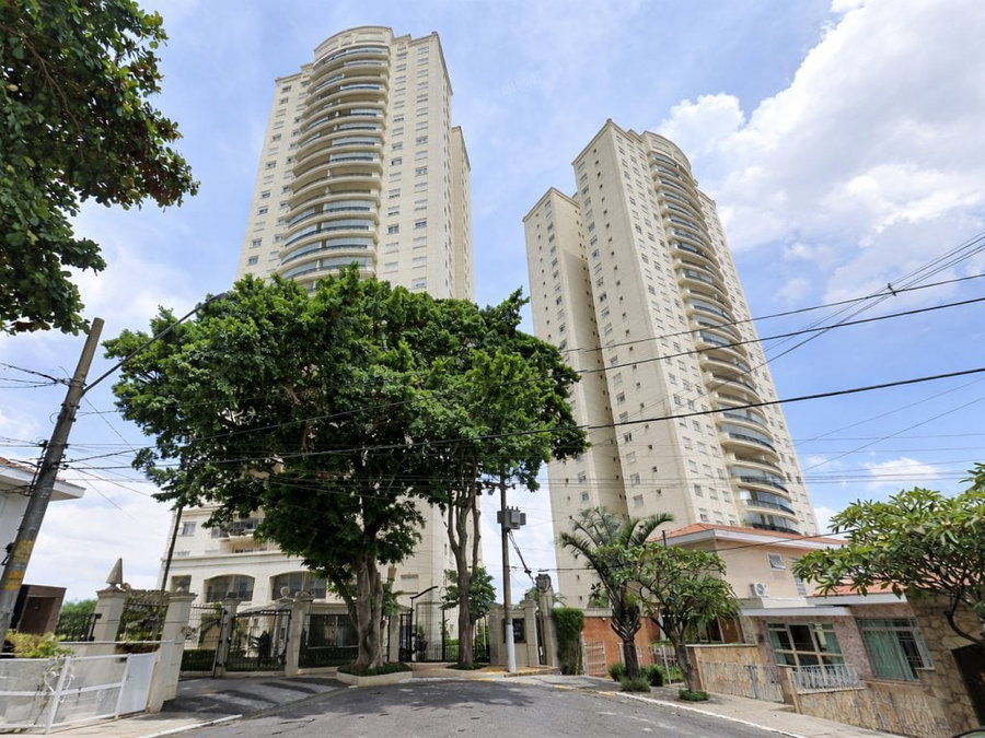 Apartamento com 82 m², 2 vagas, 2 quartos, 2 banheiros