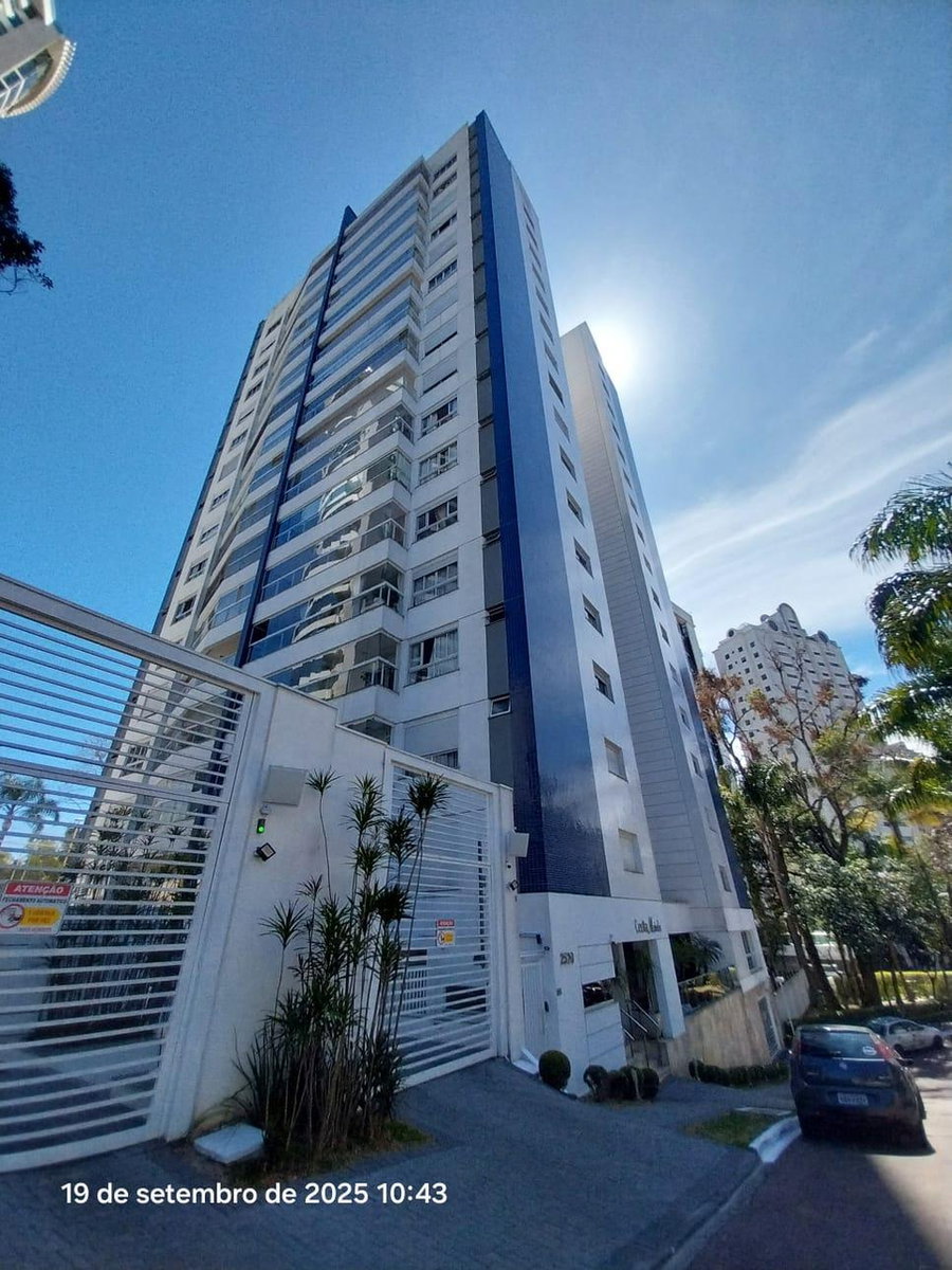 Apartamento com 127m² em Curitiba -