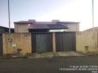 Casa com 2 quartos, 1 banheiro, 1 vaga e 56m² privativos