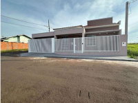 Casa de Alto Padrão com 239m² em Ribeirão do Pinhal/PR - 3 quartos, suite, garagem para 2 carros