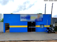 3 Apartamentos e Salão Comercial - 144m² Construídos - Desocupado