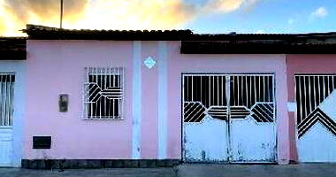 Casa com 3 quartos, 1 banheiro e 1 vaga, 66,41m² privativos