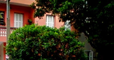 Apartamento 99,30m² no Edifício Guaraúna com 1 vaga
