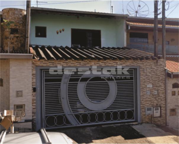 Casa com 4 dormitórios e 1 suíte em Americana/SP