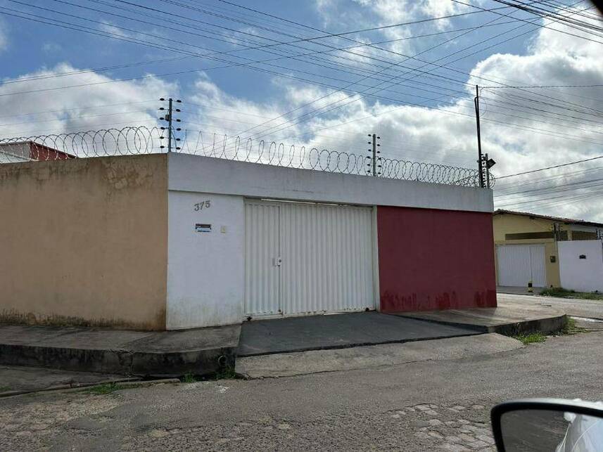 Casa Ocupada com 1 Vaga e 123 m² em Timon/MA
