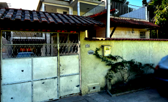 Sobrado com Terreno em São Gonçalo/RJ