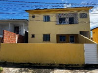 Casa com 1 quarto, 1 banheiro e 1 vaga de garagem
