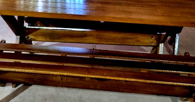 Conjunto de Mesa de Madeira para Churrasco com Bancos