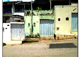Casa com 80m² privativos e terreno de 552,5m²