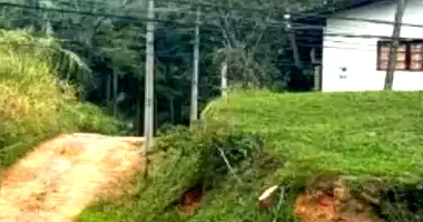 Casa em Leilão com 3 Quartos e 2 Banheiros