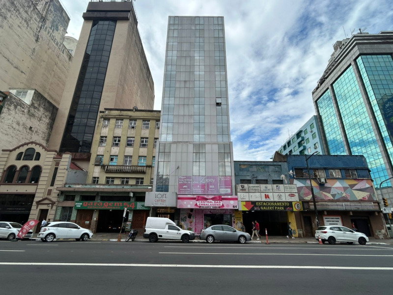 Andar de prédio com 468,63m² no Centro de Porto Alegre