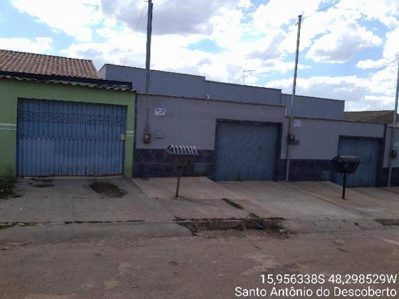Casa com 2 Quartos em Santo Antônio do Descoberto/GO