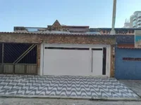Casa ocupada com 86,23 m² construídos em terreno de 172 m²