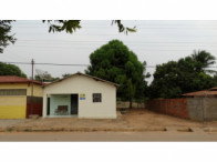Casa com terreno de 375m², 1 quarto, 1 banheiro, desocupada