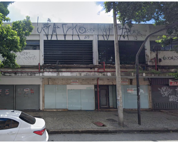 Loja Comercial ampla com 507m² construída, desocupada