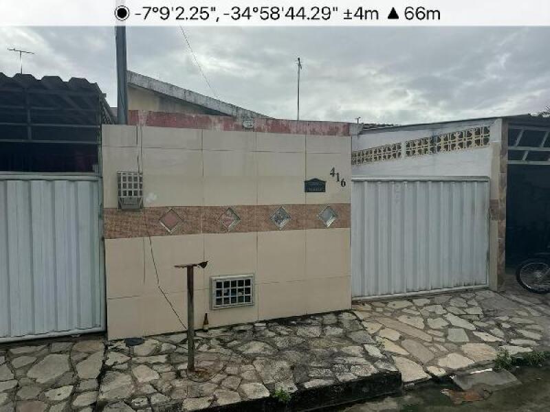 Casa com 1 quarto, 1 vaga e 60,7m² área privativa
