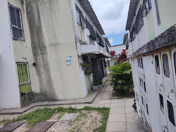 Casa com 3 quartos no Janga - 56,67m²