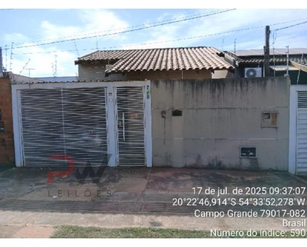 Casa em Condomínio com 2 Quartos e 1 Vaga em Campo Grande/MS