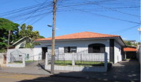 Casa com 2 quartos, 1 suíte, 2 banheiros e 170,25m² de área construída