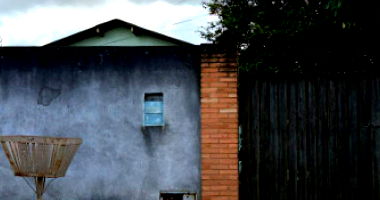 Terreno com Residência em Valparaíso de Goiás/GO