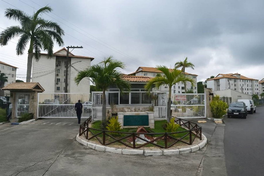 Apartamento com 2 quartos em Camaçari/BA