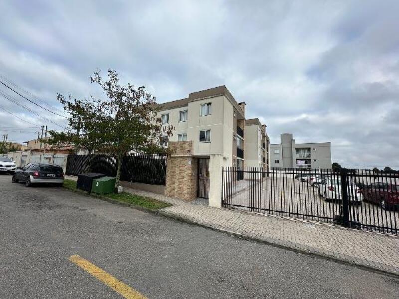 Apartamento com 2 quartos em São José dos Pinhais/PR