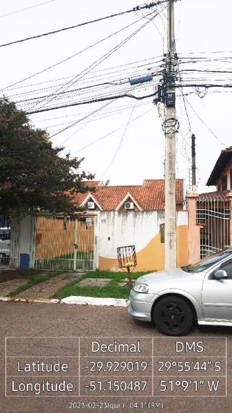 Casa com 2 quartos, banheiro, sala e cozinha, 67m² construída