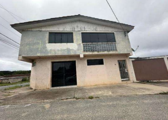 Casa comercial e residencial com 446m²