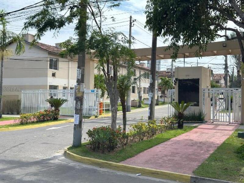 Casa com 2 quartos, 54m², 1 vaga de garagem