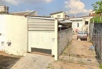 Casa com 3 quartos e 2 banheiros, 310m², desocupada