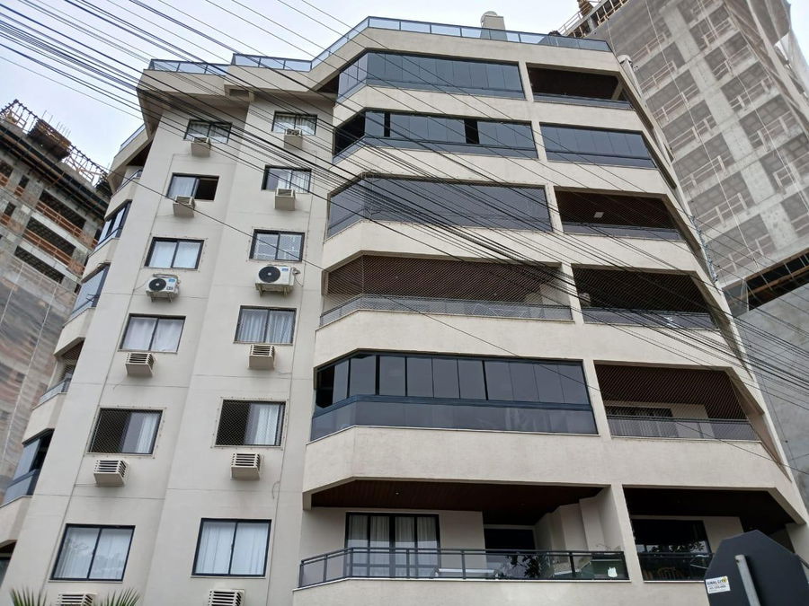 Apto Ocupado em Balneário Perequê - 106m² com 1 Vaga