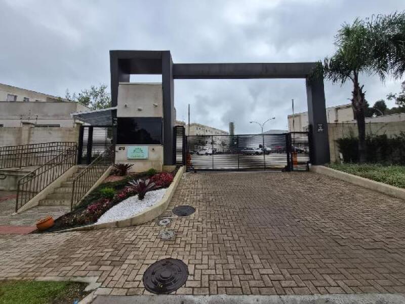 Apartamento com 2 Quartos e Vaga na Garagem