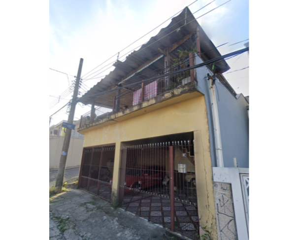 Casa com 3 dormitórios e 2 banheiros na Vila Guedes, São Paulo