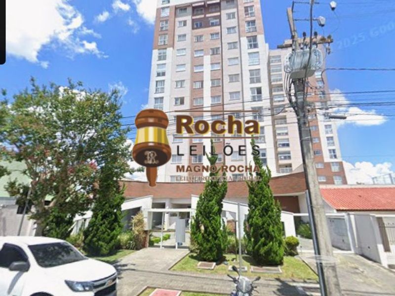 Apartamento com 2 Vagas de Garagem