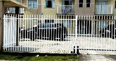 Apartamento com 2 Quartos e 1 Vaga em São José dos Pinhais