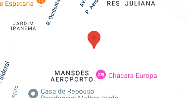 Casa espaçosa com 225 m² construída e terreno de 5929 m², varanda