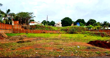 Terreno com 1.794,96 m² em Umuarama/PR