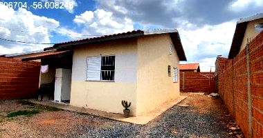 Casa com 2 Quartos e 2 Vagas no Loteamento Bom Jesus