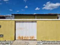 Casa residencial com 2 quartos, 1 banheiro e 128m² de terreno