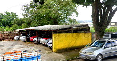 Imóvel Urbano com 4 Quartos em Po/SP