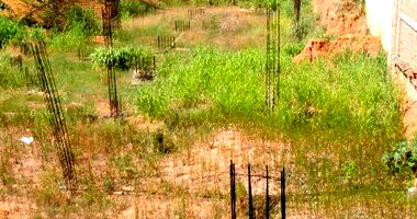 Terreno amplo em Imbetiba, desocupado, com 7.669,55m²