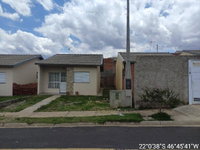 Casa com 2 quartos, 51m², 2 vagas, desocupada