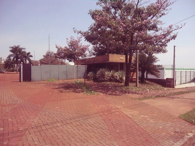 Terreno 12.801 m² com Comercial 80 m² em Londrina/PR - Lote 155
