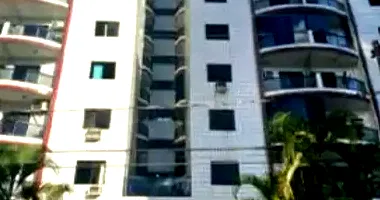 Cobertura com 1 vaga, 100,82m² útil e 146m² total, imóvel ocupado