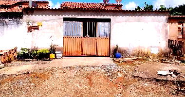 Casa com 2 quartos, 1 banheiro e 63,4m²