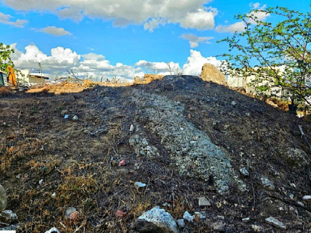 Terreno de 201,08m² no Loteamento Parque das Pedras