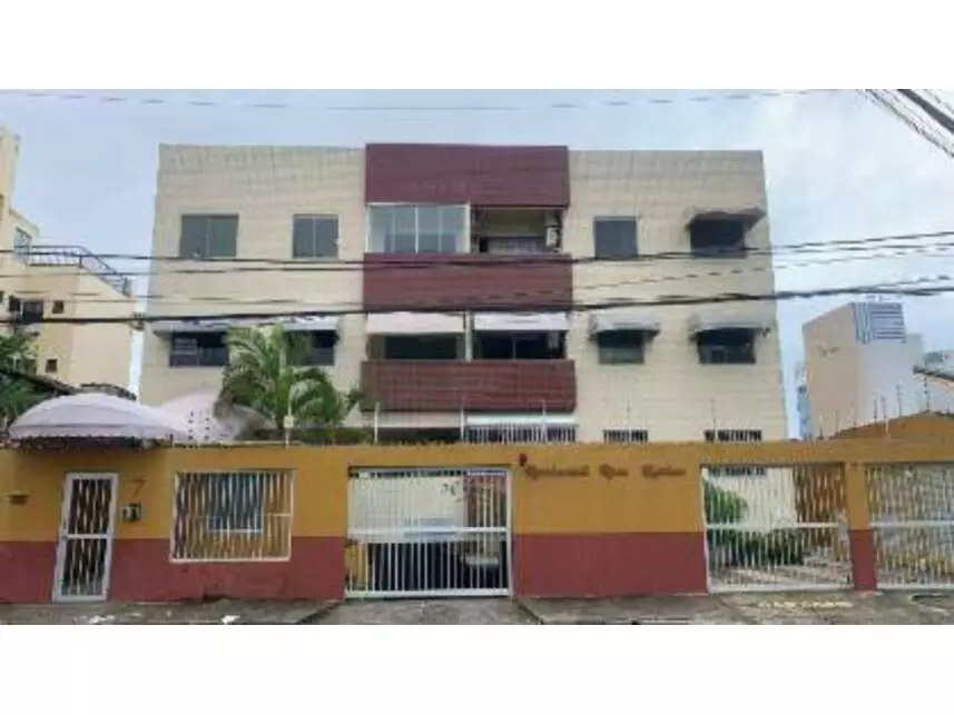 Apartamento em Leilão com 1 Vaga em Salvador