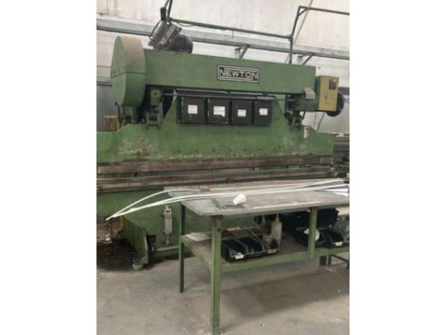 Prensa Dobradeira, Prensa Excêntrica, Guilhotina e Empilhadeira