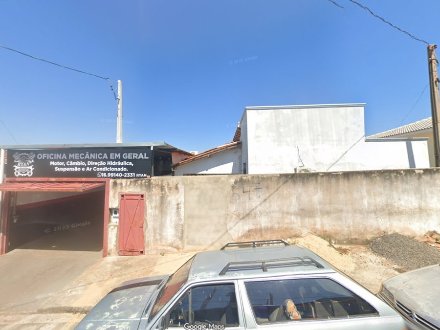 Casa com 2 Quartos e Garagem em Tabatinga/SP